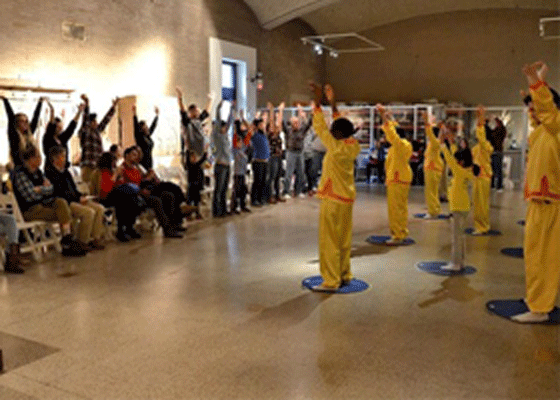 Image for article University of Pennsylvania: Falun Gong Participates in Chinese New Year Celebrations