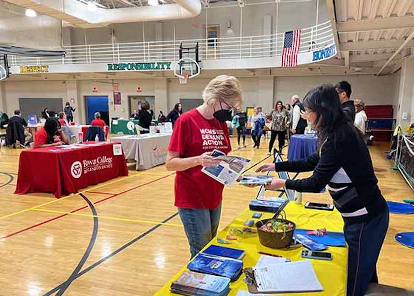 Image for article New Jersey: Falun Dafa Welcomed at Community Resource Fair