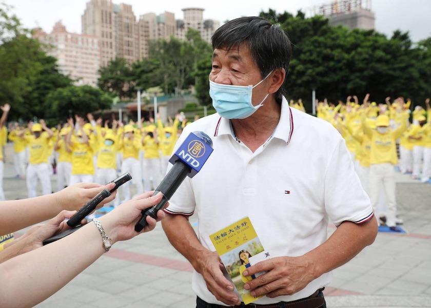 Image for article Taichung, Taiwan: Elected Officials Join Candlelight Vigil to End Persecution of Falun Dafa in China