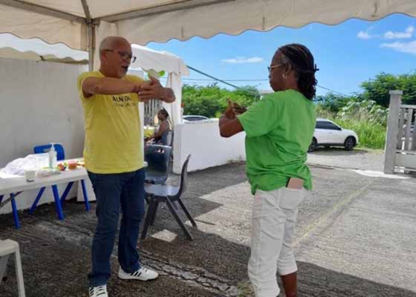 Image for article Introducing Falun Dafa at Guadeloupe Health Week