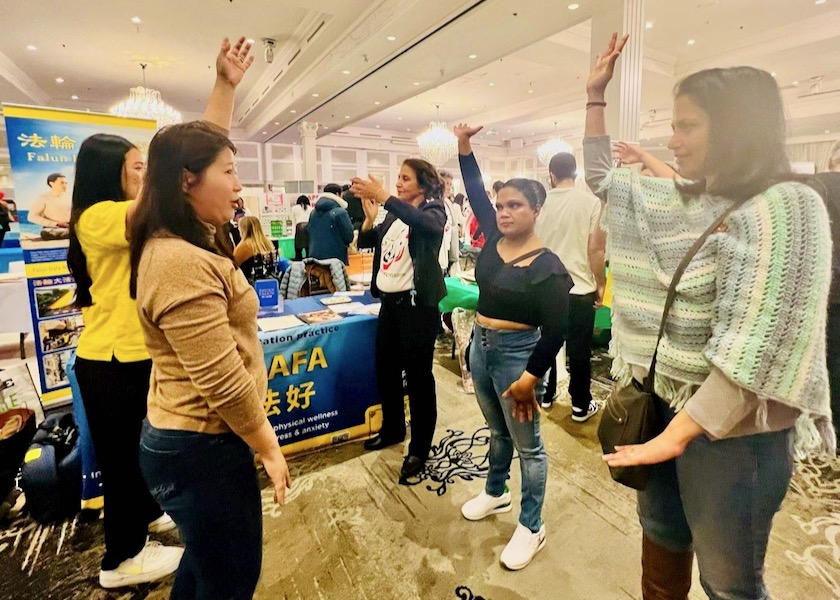 Image for article Ontario, Canada: People Learn About Falun Dafa During International Event Against Discrimination