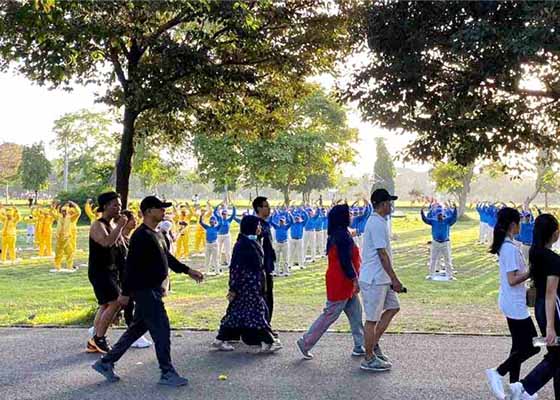 Image for article Bali, Indonesia: People Condemn the Persecution of Falun Dafa During Events Commemorating Human Rights Day