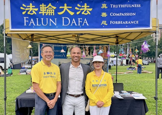 Image for article Boston, U.S.A.: Falun Dafa Welcomed at Annual African Festival