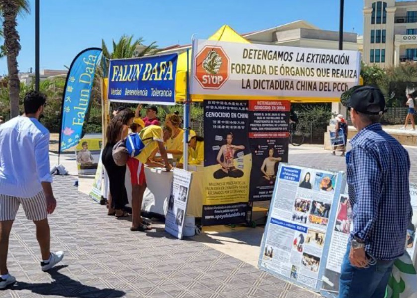 Image for article Valencia, Spain: Introducing Falun Dafa and Raising Awareness of the Persecution