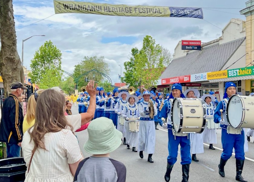 Image for article New Zealand: Introducing Falun Dafa at the Heritage Festival in Whanganui